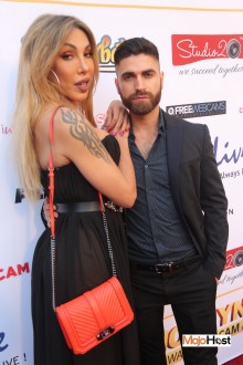 ynotcams2018_redcarpet132 
